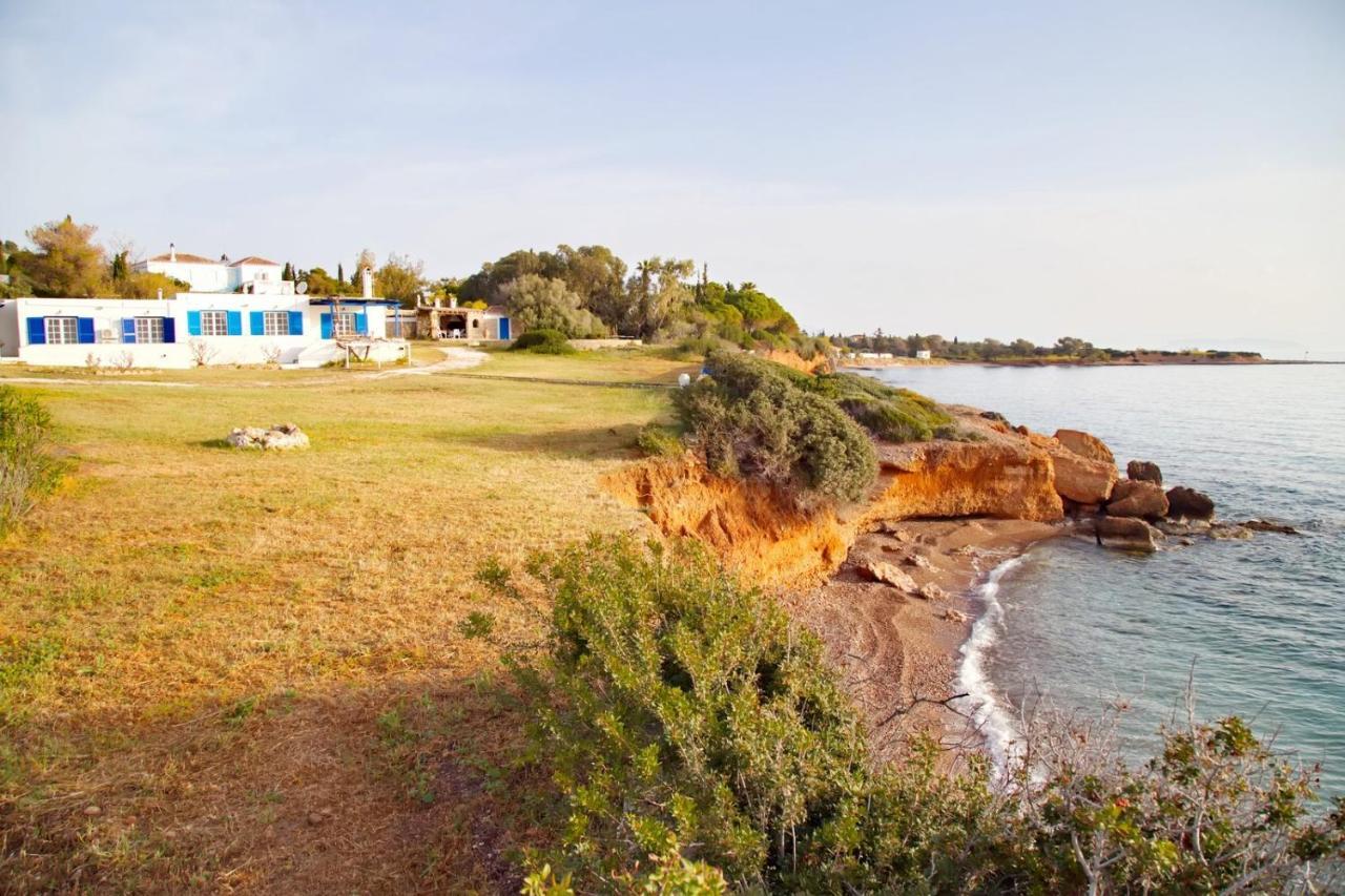 Aroura Homes 4Br Beachfront Villa Spétses Exterior foto